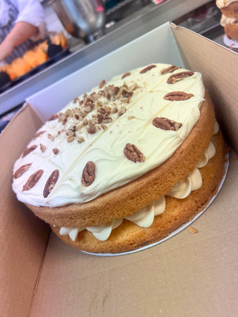 Maple & Pecan Cake