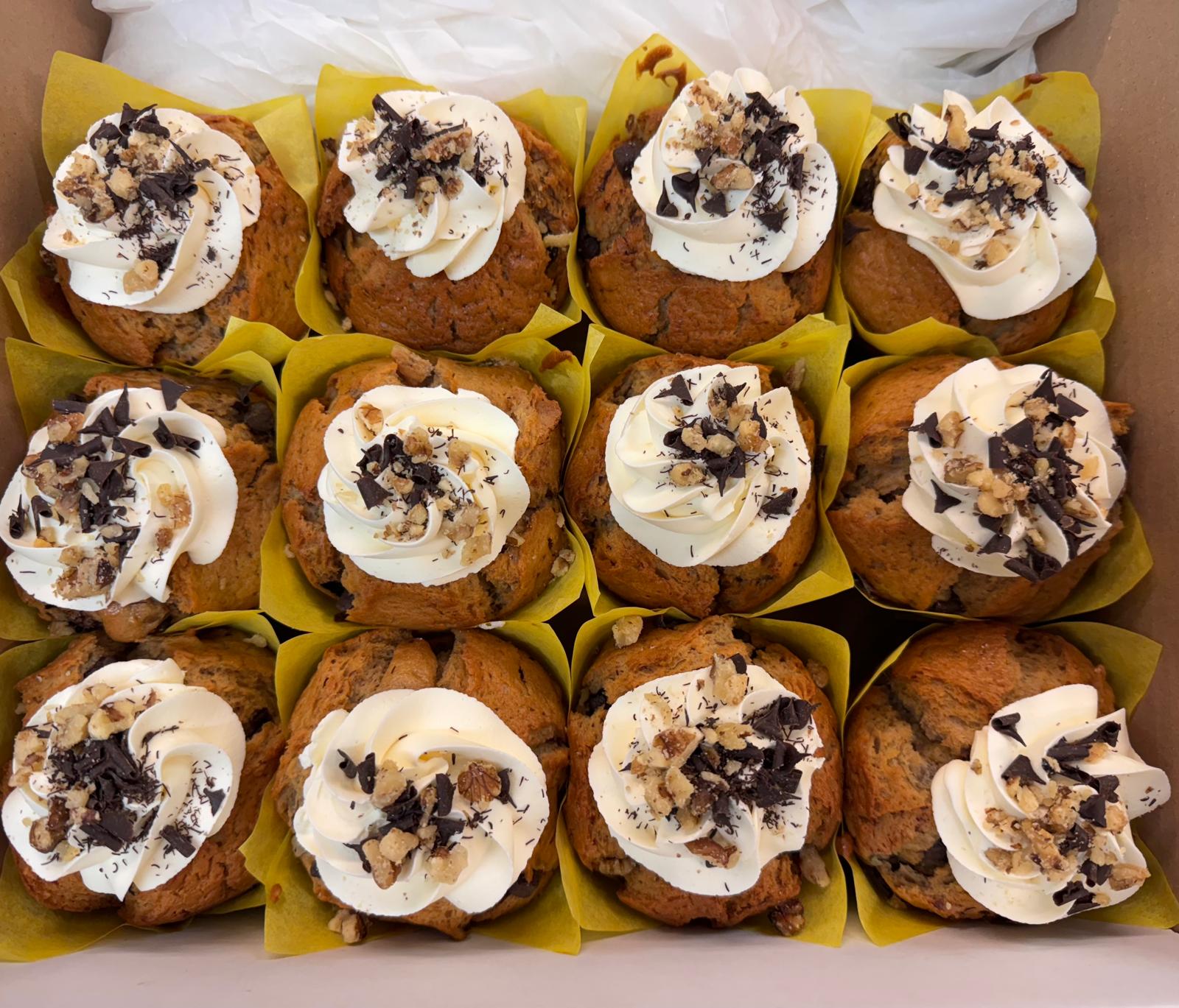 Banana, Walnut & Chocolate Muffin (12)